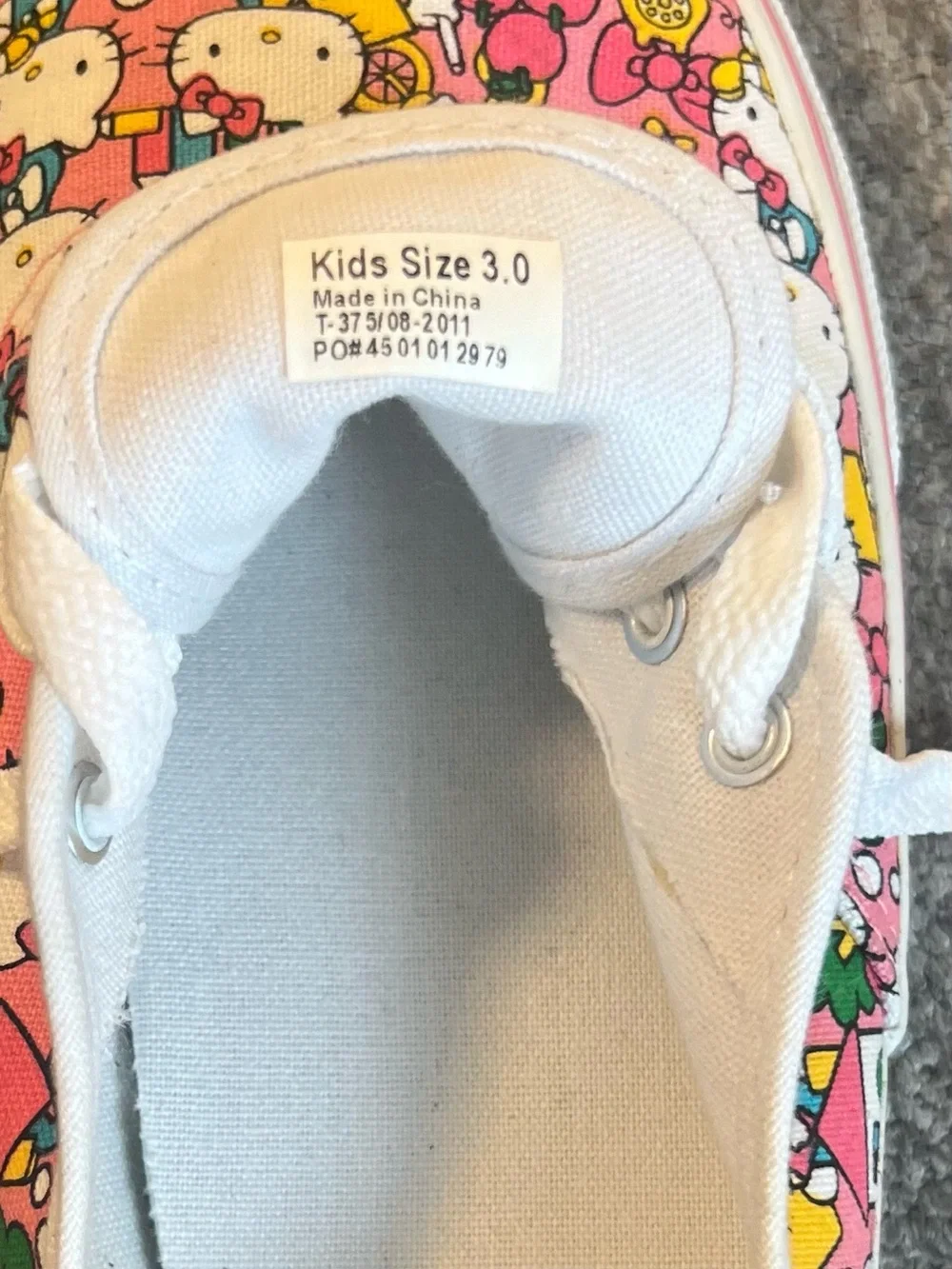 Vans Kids Pink Hello Kitty Pattern Lace-Up Sneakers
